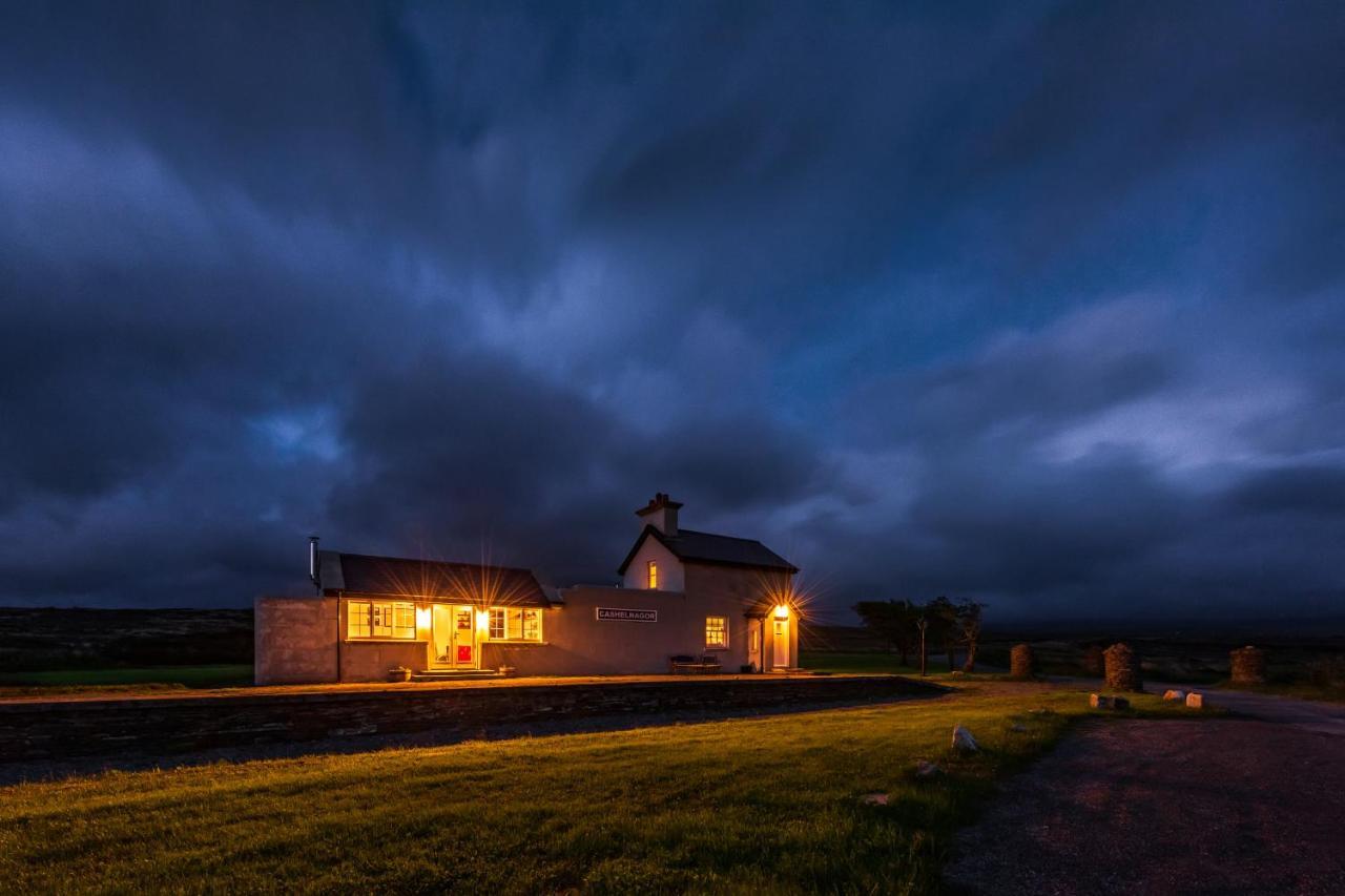 Cashelnagor Railway Station Gortahork Exterior foto